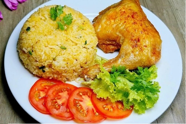 Cơm Chiên & Miến Xào Chị Bích - GX Kẻ Sặt