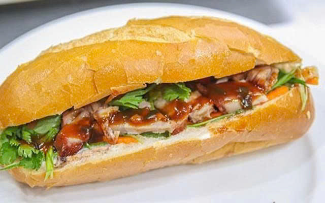 Bánh Mì Heo Quay Anh Dũng - ĐT744