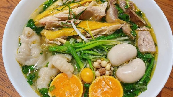 VUI - Phở Gà Ta Phố Cổ