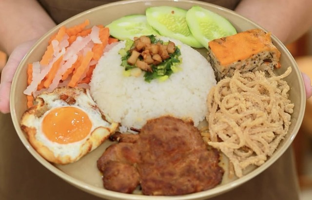 Tiệm Cơm Tấm Sà Bì Chưởng - 335 Hoàng Minh Thảo