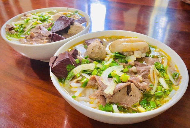 Bún Bò Huế Hồng Hạnh