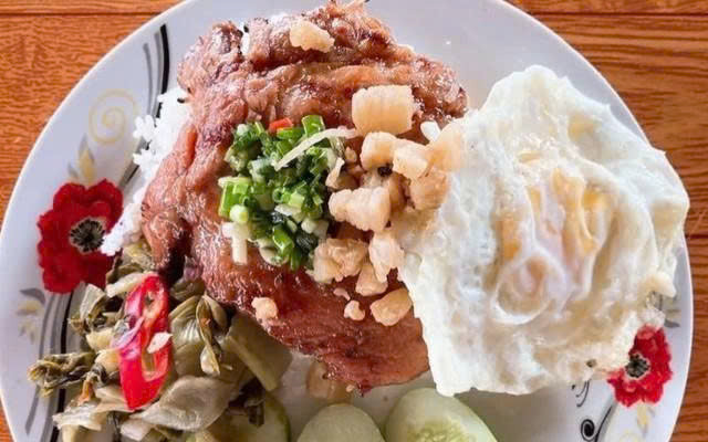 Cơm & Bún Thịt Nướng Phạm Cao - DT 746