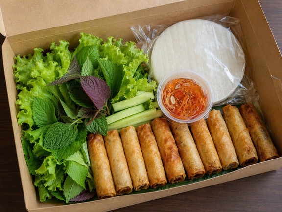 Ram Cuốn Cải & Mỳ Cay Hoài Thương