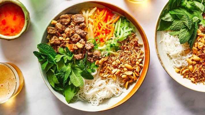 Mì Trộn 99 - Bánh Mì Chả Cá