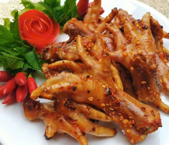 Tiệm Nhà Ku Ken - Trà Sữa & Chân Gà Nướng