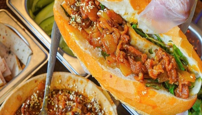 Xôi Mặn & Bánh Mì Dì Liên - 42 Trần Quang Khải