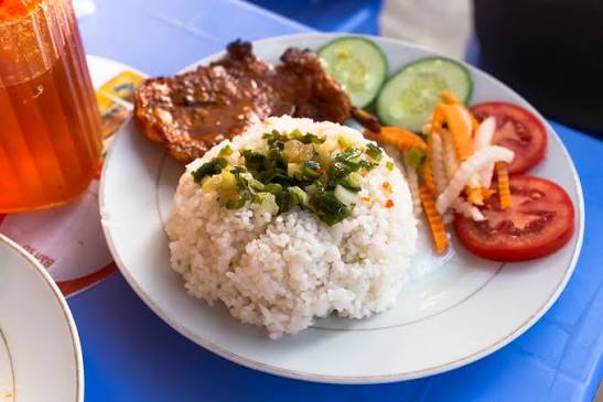 Cô Hoa - Cơm Tấm Sài Gòn & Mì Xứ Quảng