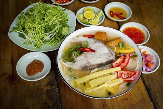 BÚN CÁ TƯƠI A TÌNH