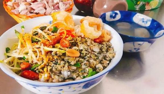 Ni Cơm Hến - 63 Trần Hưng Đạo