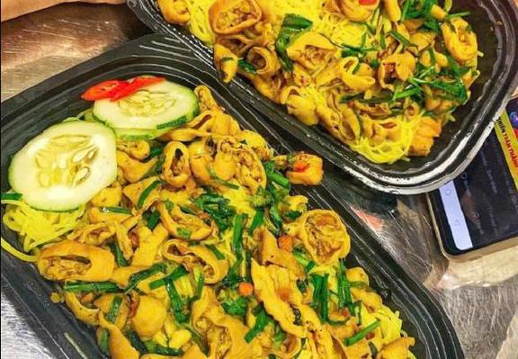 Bún Lòng Xào Nghệ Dì Út