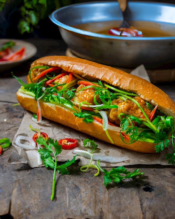 Bánh Mì Pate Chou - 39 Dương cát Lợi
