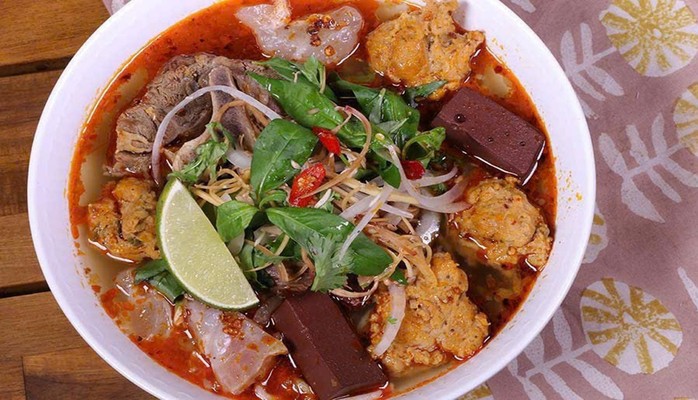 Bún Bò O Phúc - 6/22 Tam Thai