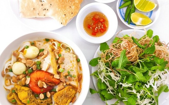 Mì Quảng Phố Cổ Hội An - Phạm Văn Chiêu