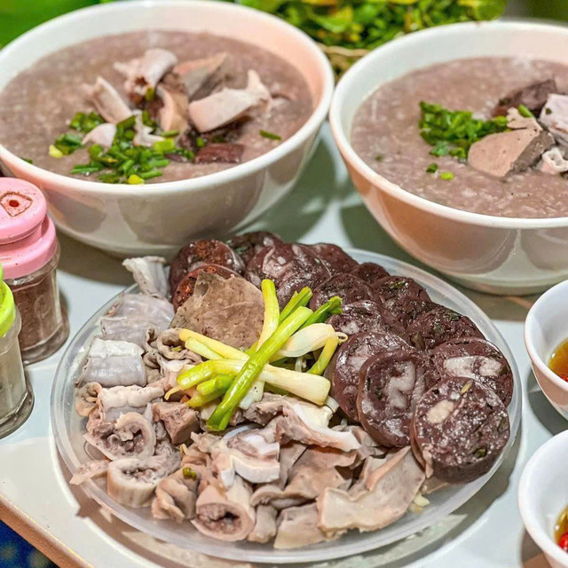Phá Lấu Bò - Cháo Lòng Bắc Cô Lan