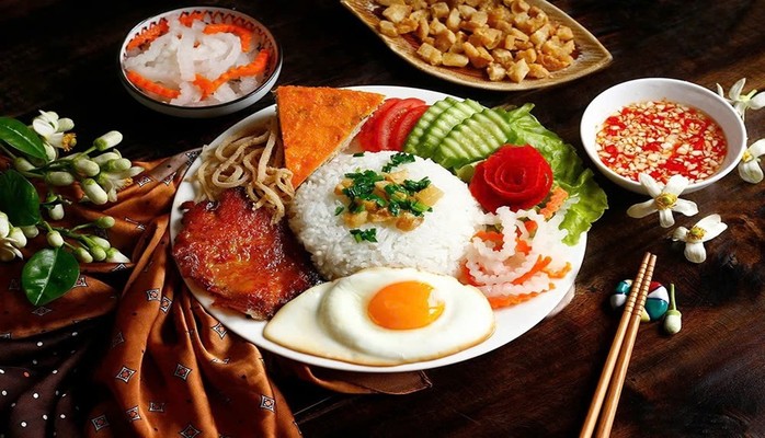 Cơm Tấm Núp Hẻm