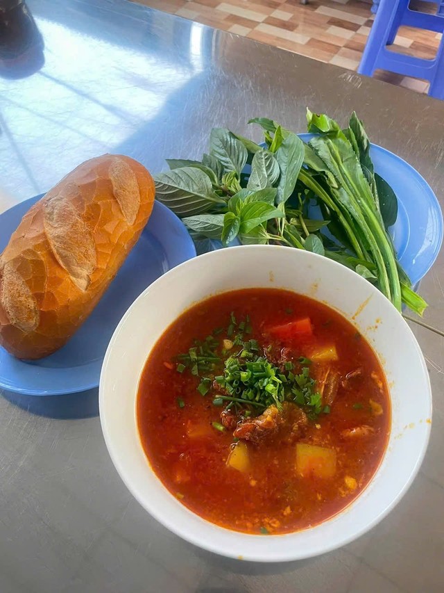 Bánh Mì Bò Kho - Điệp Phương
