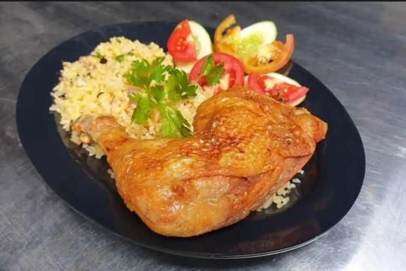 Cơm Gà Xối Mỡ Thị Lý - Tỉnh Lộ 10
