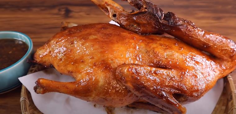 Vịt Quay Da Giòn - Gà Nướng Cơm Lam Bánh Bao - Quốc Lộ 50