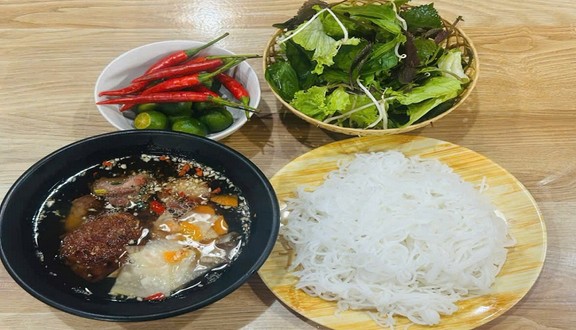 Vân Bún Chả Hà Nội - 06 Phạm Văn Đồng