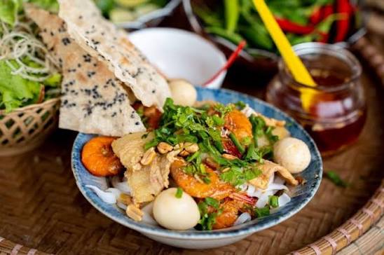 Mì Quảng Hẻm - Tôn Đản