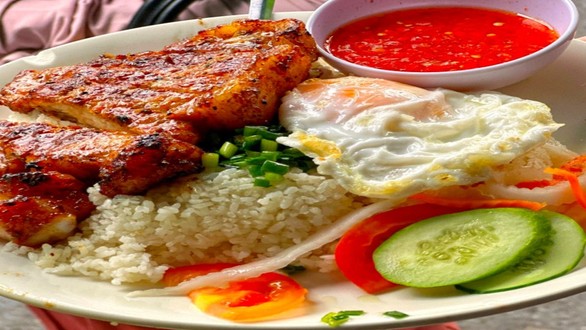 Cơm Tấm Cô Huyền Calmette