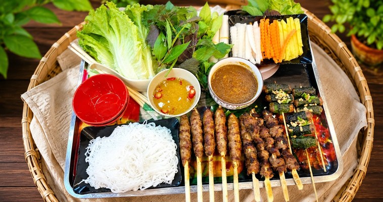 Phố đi bộ (A1-2-3) - Bò Cuồn Cuộn - 82 Lê Lợi