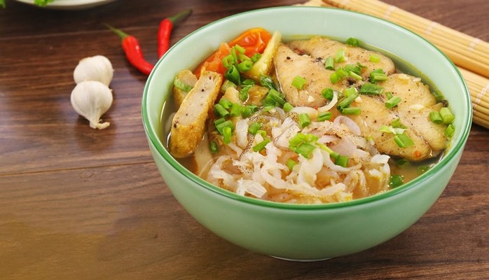 Bún Cá Sứa - 160 Nguyễn Huệ