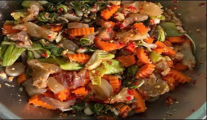 CHÂN GÀ CHÚ MẬP - ĐỒ ĂN & ĂN VẶT - NGUYỄN LỘ TRẠCH