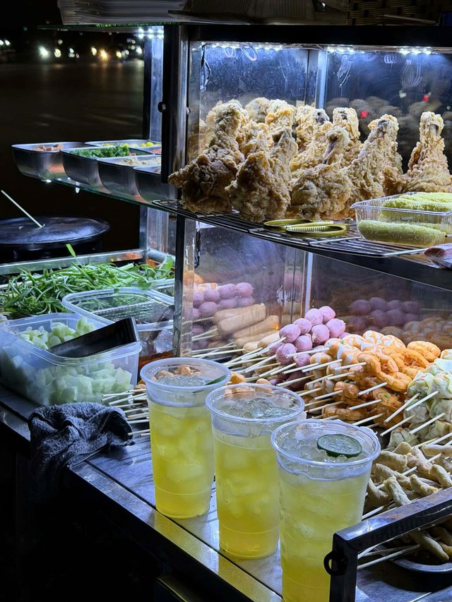 Ăn Là Mee Duyên - Bánh Trứng Cút Chiên Bơ - Nguyễn Văn Linh