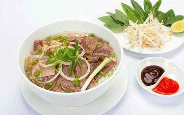 Phở Bò Bà Năm Thìn - Gia Long