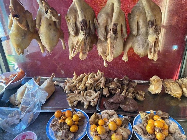 Quán 36 - Cháo Gỏi Gà Vịt - Bùi Văn Hoà