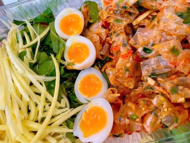 Cái Quầy Đồ Ăn - Bánh Tráng, Bữa Sáng & Đồ Uống - Nguyễn Ái Quốc