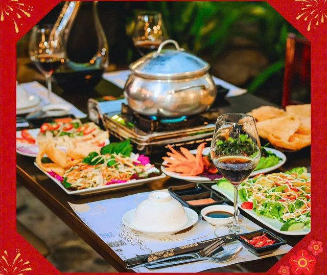 Nhà Hàng Chivo - Cá Hồi & Cá Tầm - 20 Trần Bình Trọng