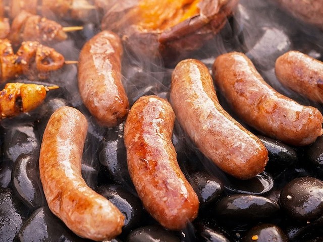 Ăn Vặt Nhà Cún - Cá Viên, Lạp Xưởng Nướng Đá & Thịt Nướng