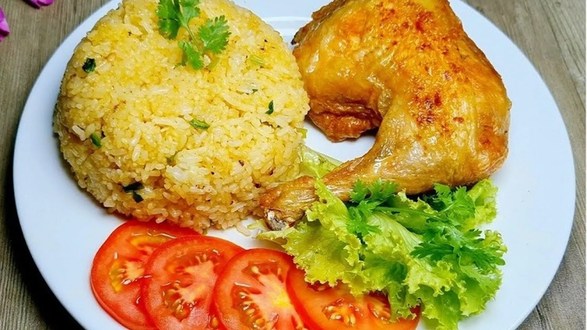 Cơm Gà Xối Mỡ Vũ Gia - Đồng Xoài