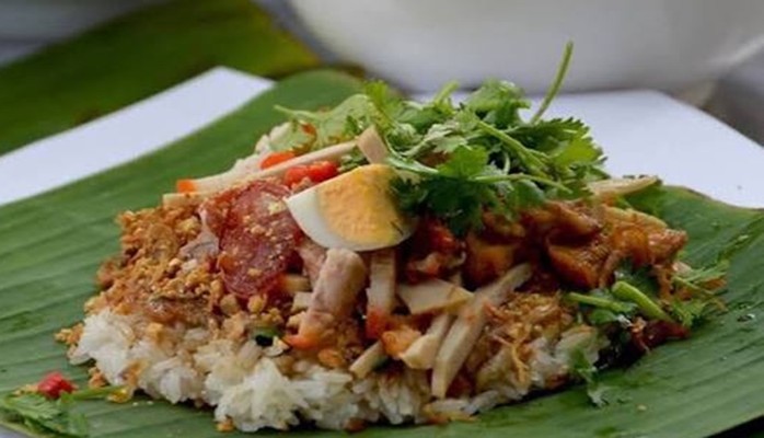 Bánh Mì, Xôi & Ăn Vặt Uyên Trang - 12 Nguyễn Phúc Nguyên
