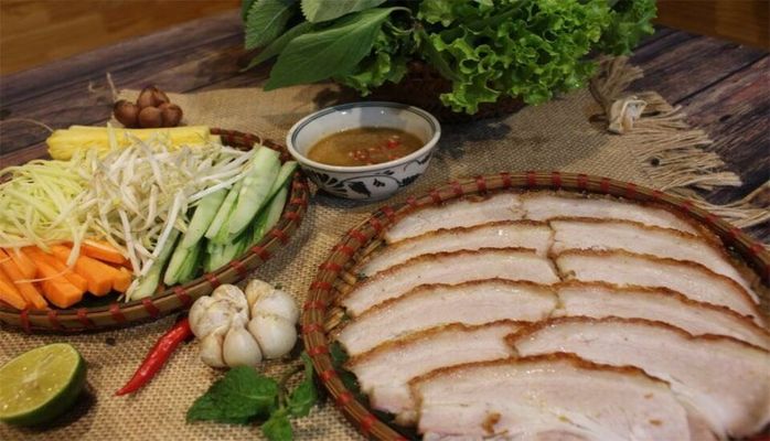 Bánh Tráng Cuốn Thịt Heo Cô Quỳnh - Nguyễn Viết Xuân