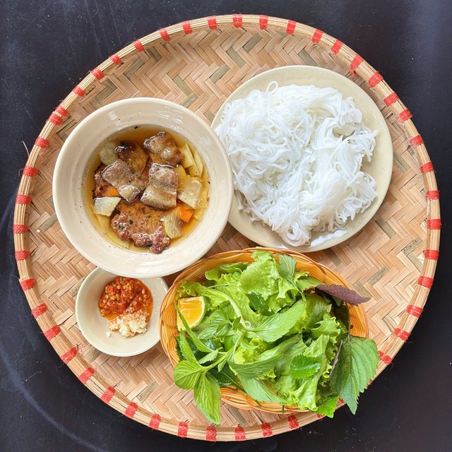 Bún Chả Hà Nội - Ama Khê