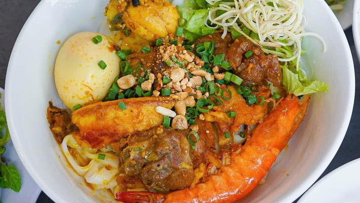 Mỳ Quảng Việt Hoàng