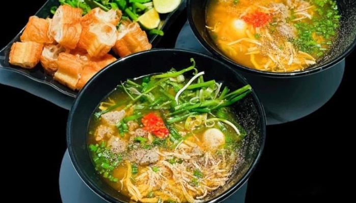 Bánh Canh Hà Lan - 181 Y Moan
