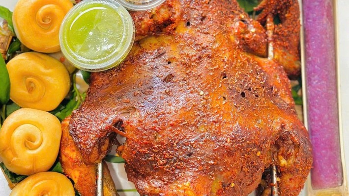 Gà Vịt Nướng Trương Hồng Phát