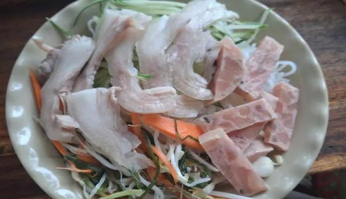 Quán Chị Vân - Bèo Nậm Lọc & Bún Mắm Nêm - Phan Bội Châu