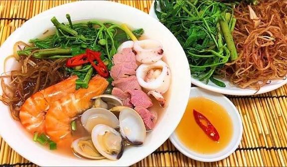Tiệm Mỳ May Mắn - Nguyễn Kim Công