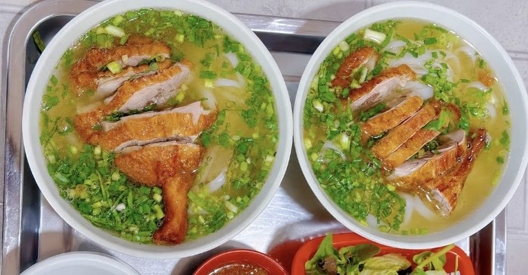 Bánh Cuốn Cao Bằng - Phở Vịt Quay & Phở Chua - Hai Bà Trưng