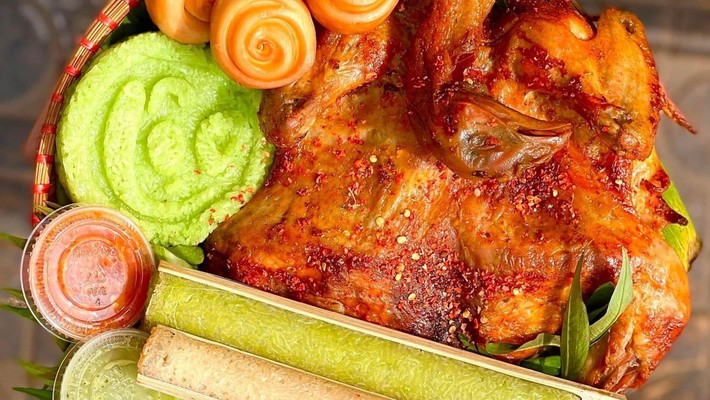 Tiệm Gà Nướng TẤN PHÁT - Trần Phú