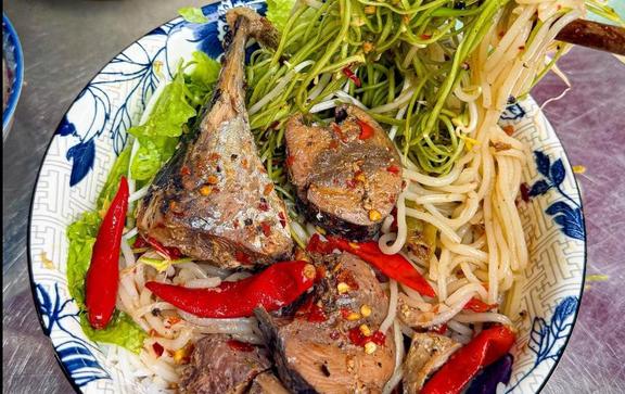Bún Cá Ngừ Trộn Siêu Cay