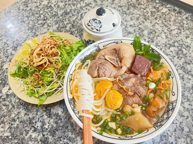Bún Bò Huế 68 - Thích Quảng Đức