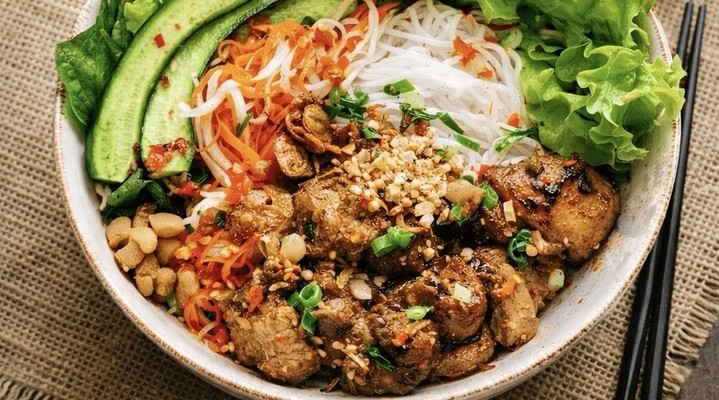 Quán A Luân - Bún Thịt Nướng, Bánh Mì Thịt Nướng & Nem Nướng