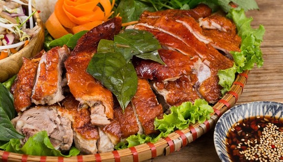 VIVA - Vịt, Gà & Heo Quay Lá Mắc Mật Tây Bắc - Mậu Thân