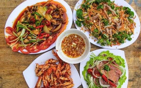 Quán Ăn 5 NA - Lẩu & Các Món Đồng Quê - 102 Đường ĐX027